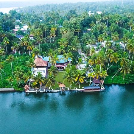 Voye Homes Majestic Retreat Resort Varkala Paravūr Eksteriør bilde