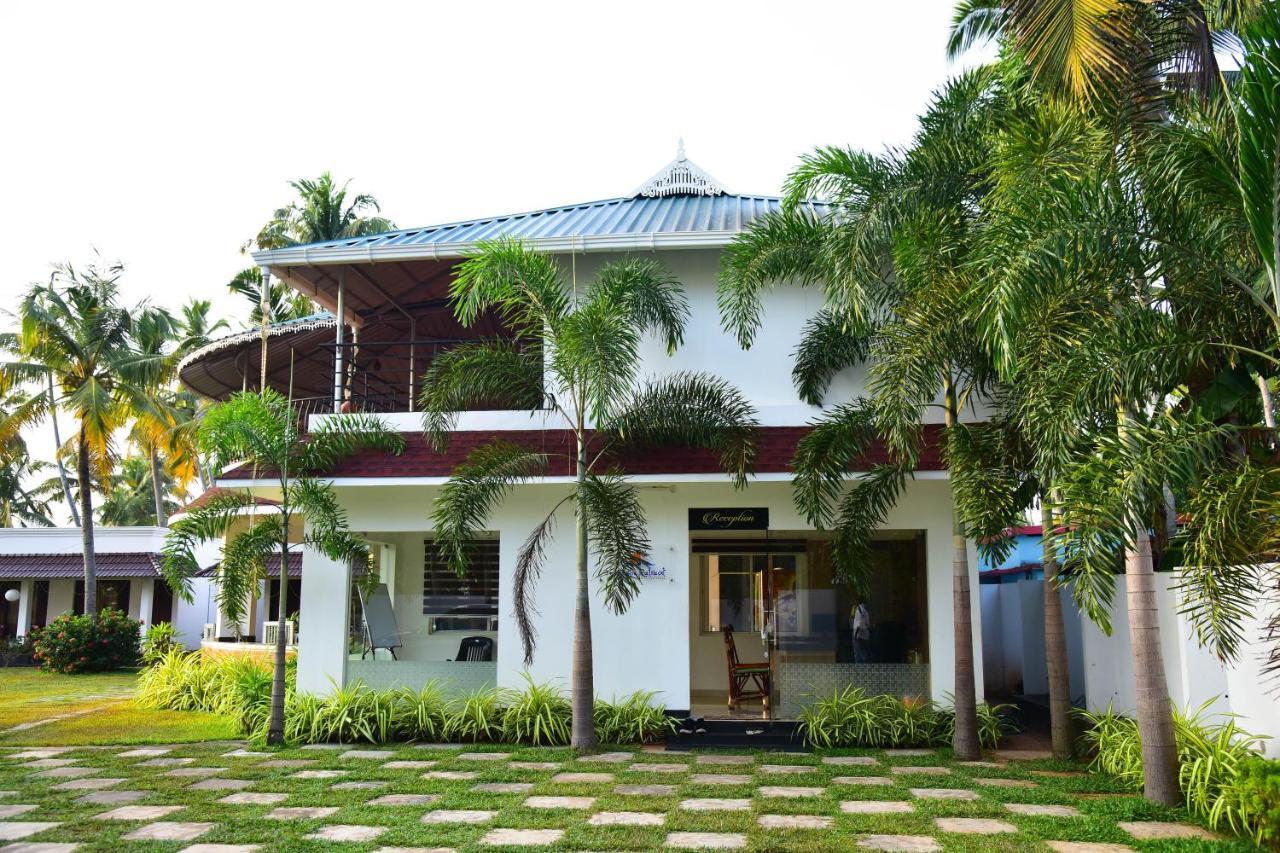 Voye Homes Majestic Retreat Resort Varkala Paravūr Eksteriør bilde