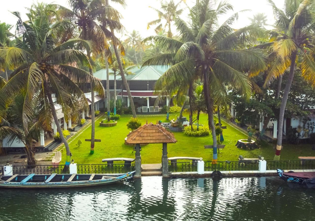 Voye Homes Majestic Retreat Resort Varkala Paravūr Eksteriør bilde