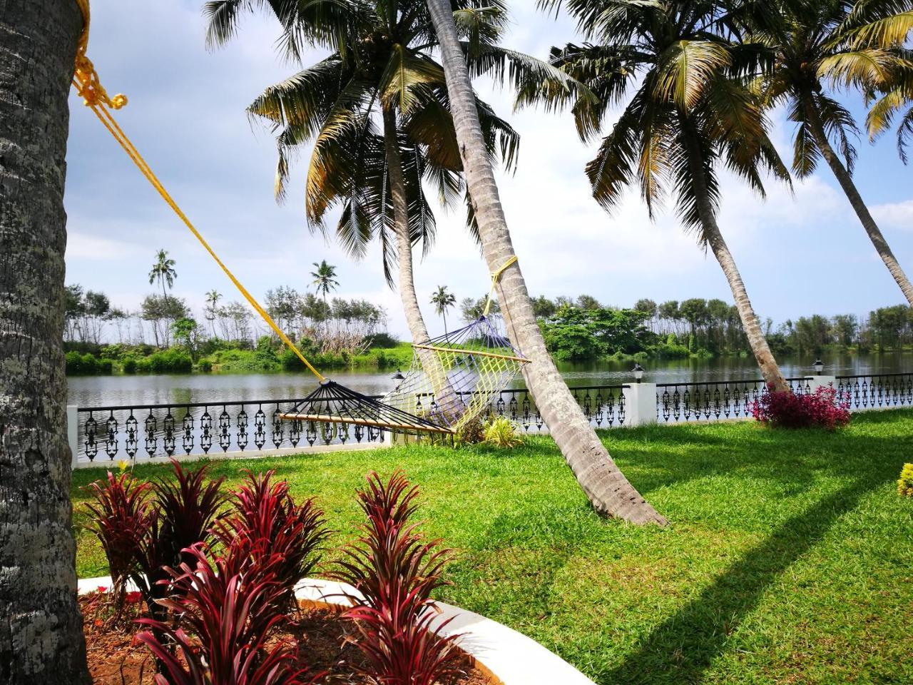Voye Homes Majestic Retreat Resort Varkala Paravūr Eksteriør bilde